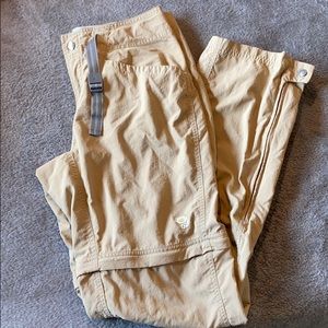 Mountain Hardwear convertible pants size 8